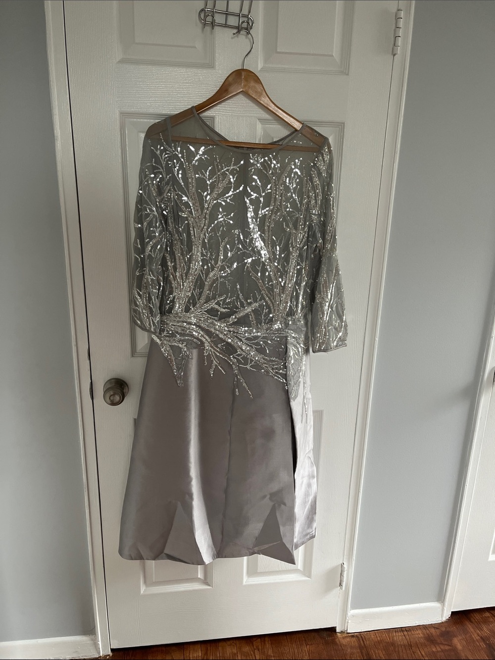 Teri Jon Silver Embellished Long-Sleeve A-Line Dress Size 16